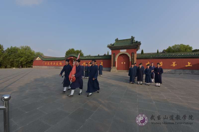 纪念中国人民抗日战争的伟大胜利升国旗仪式